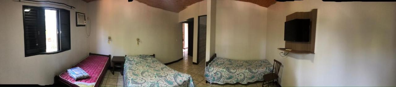 Hotel Mola Puerto Iguazú Buitenkant foto