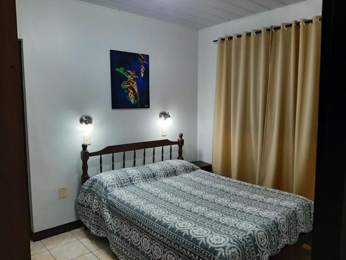 Hotel Mola Puerto Iguazú Buitenkant foto